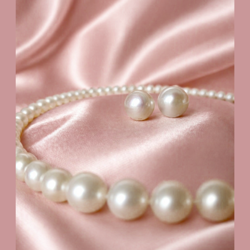 Elegant, graduated Pearls For Evening Wear. CA-111